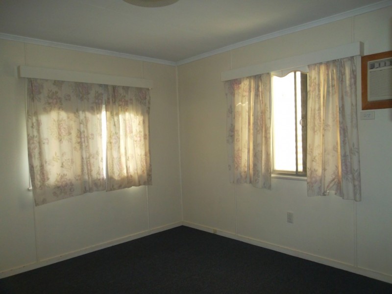 73 Charles Street, Berserker QLD 4701