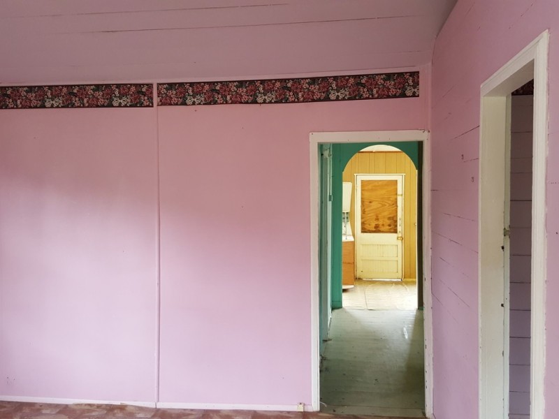 64 Hall Street, Mount Morgan QLD 4714