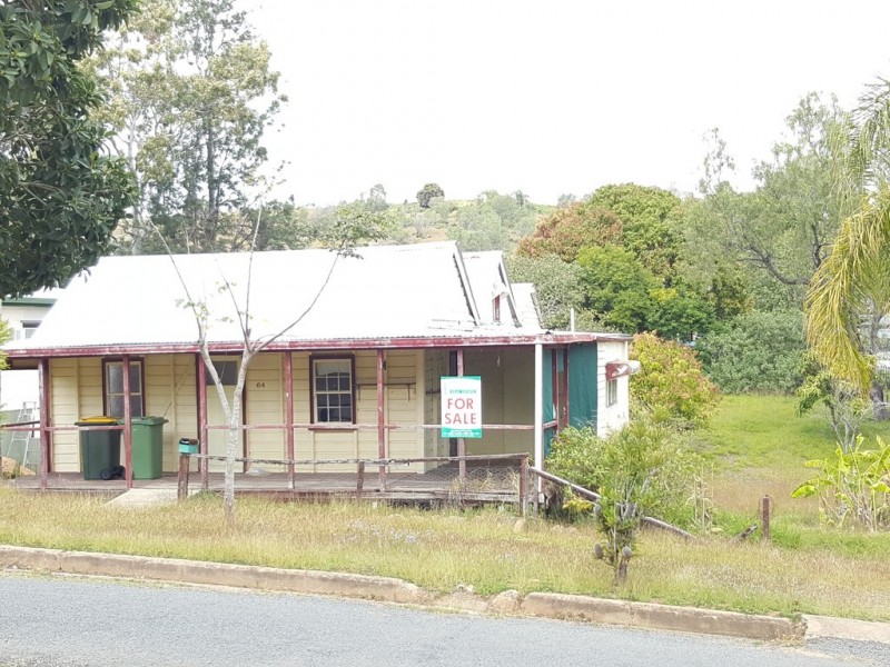 64 Hall Street, Mount Morgan QLD 4714