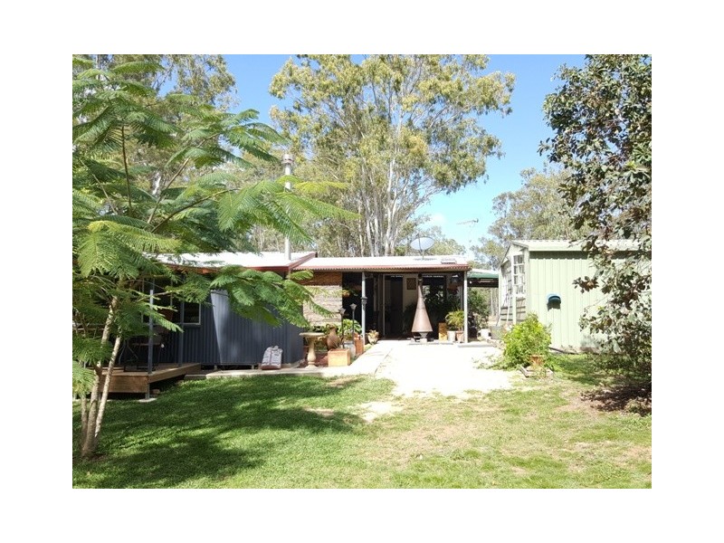 135 Archer Road, Struck Oil QLD 4714