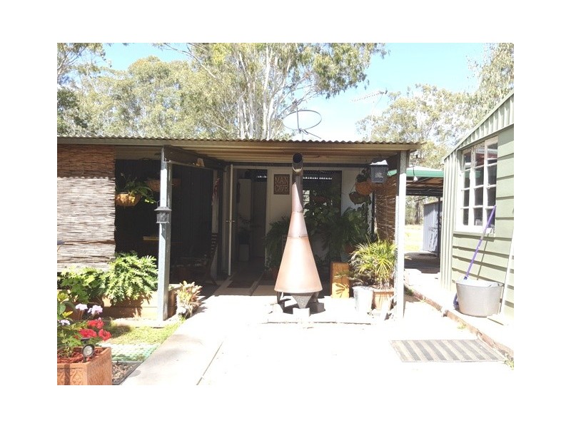 135 Archer Road, Struck Oil QLD 4714