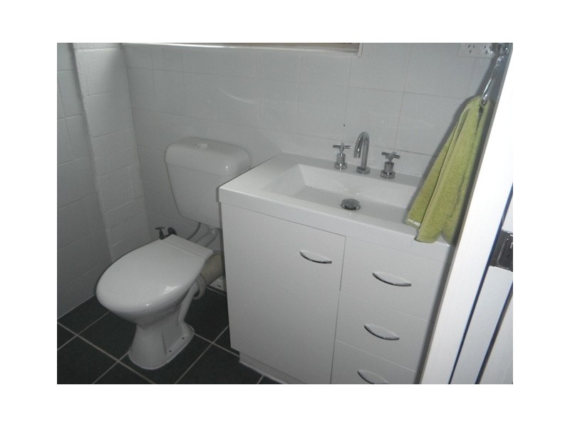 1485 Raglan Station Rd, Raglan QLD 4697