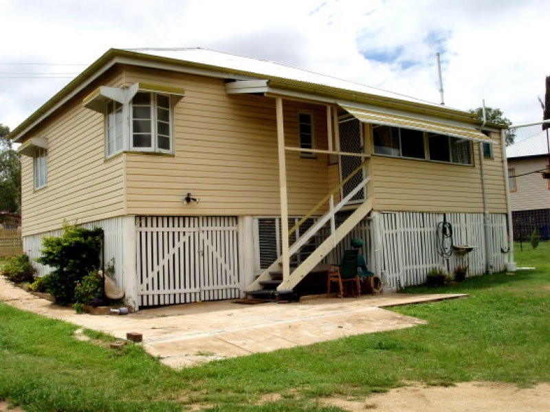 14 Chenery Street, Mount Morgan QLD 4714