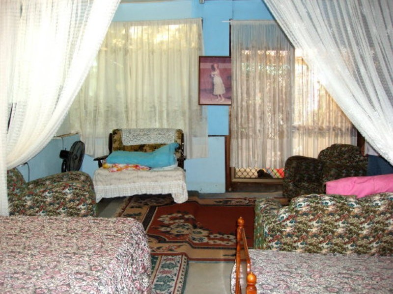 19 East Street, Mount Morgan QLD 4714