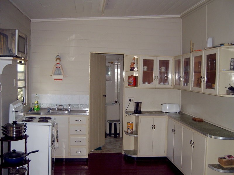 54 Hall street, Mount Morgan QLD 4714