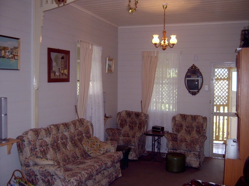 54 Hall street, Mount Morgan QLD 4714