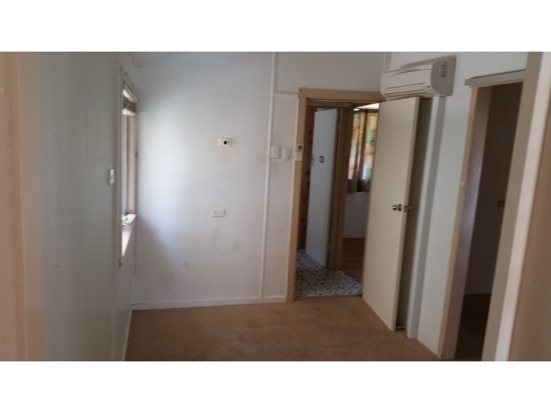 10 Hogan Street, Park Avenue QLD 4701