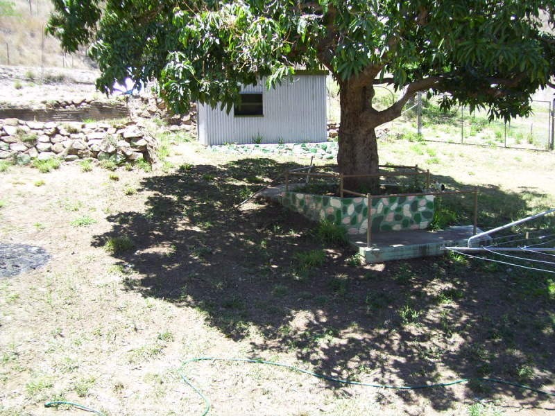 3 Cork Lane, Mount Morgan QLD 4714