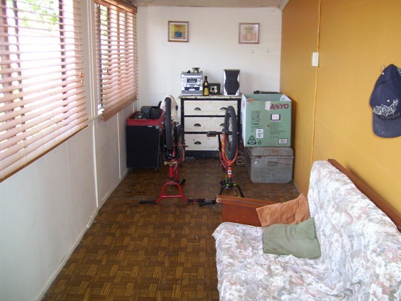 61 Dee Street, Mount Morgan QLD 4714