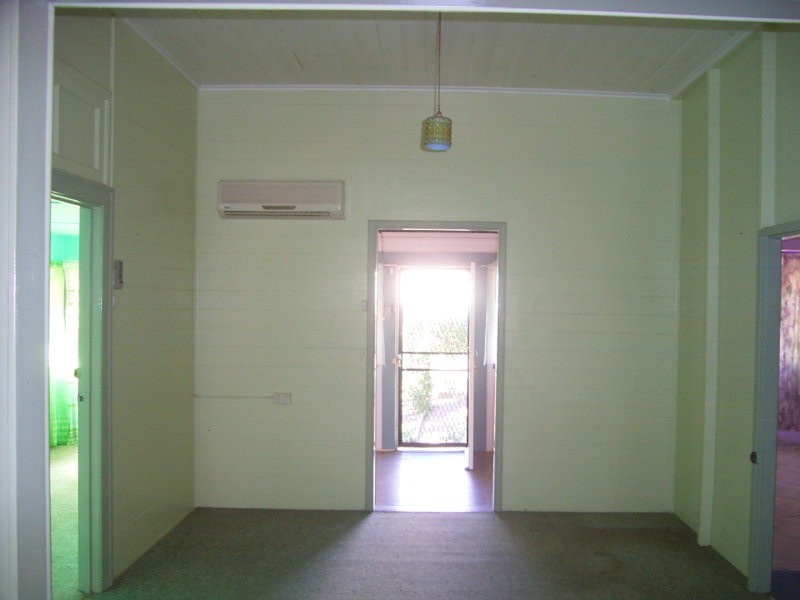 3 Bridge Street, Mount Morgan QLD 4714