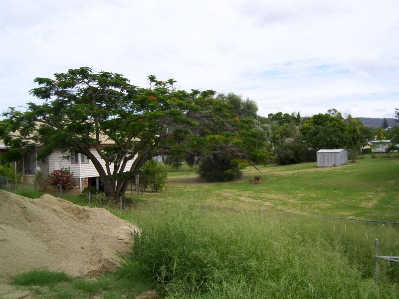 49 Hall Street, Mount Morgan QLD 4714