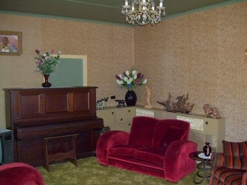 49 Hall Street, Mount Morgan QLD 4714