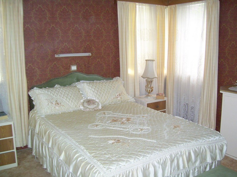 49 Hall Street, Mount Morgan QLD 4714