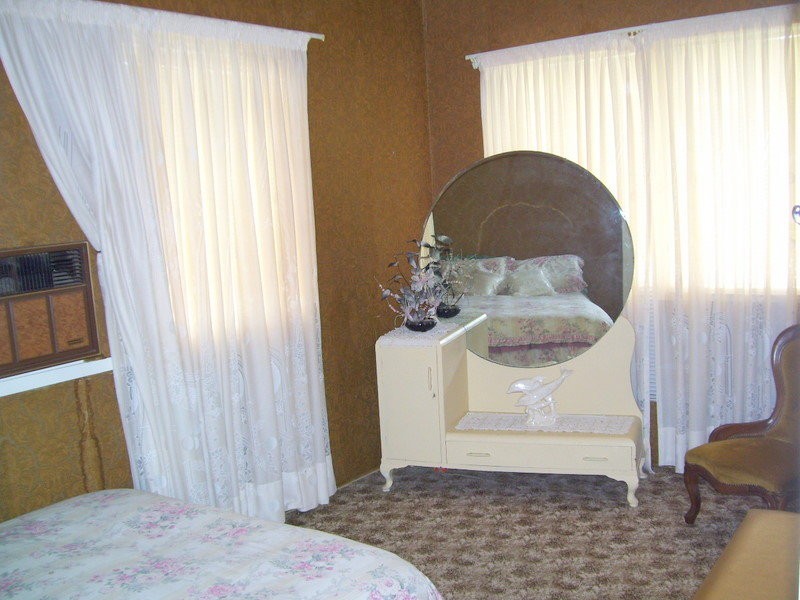 49 Hall Street, Mount Morgan QLD 4714