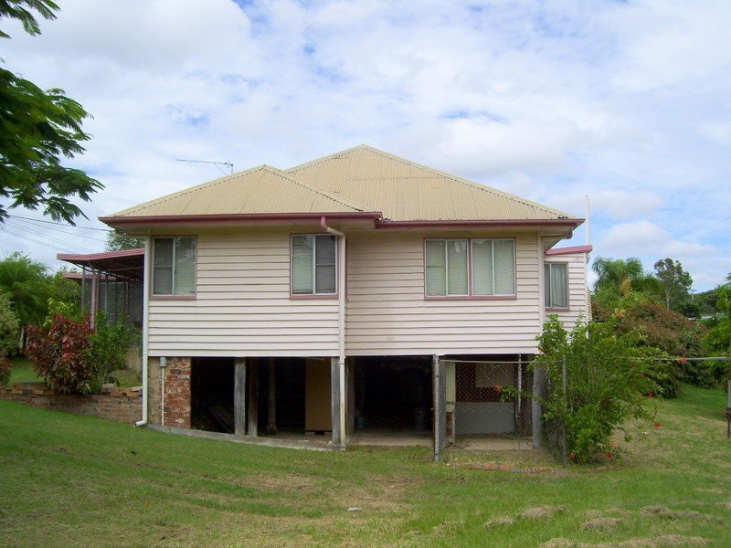 49 Hall Street, Mount Morgan QLD 4714