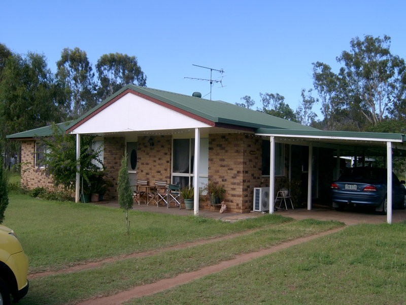 9 Hempseed Rd, Mount Morgan QLD 4714