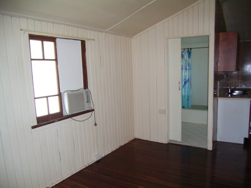 90 Princess Street, Berserker QLD 4701