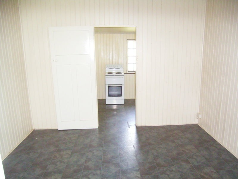 90 Princess Street, Berserker QLD 4701