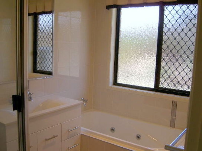 5 Sturt Court, Gracemere QLD 4702