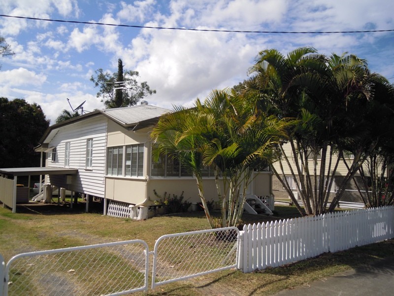 246 Dean Street, Berserker QLD 4701