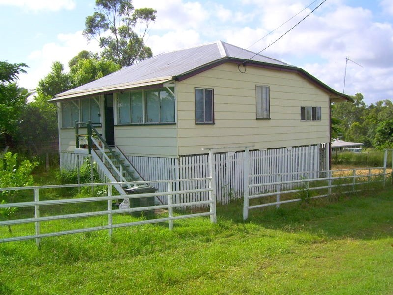 25 Grey Street, Walterhall QLD 4714