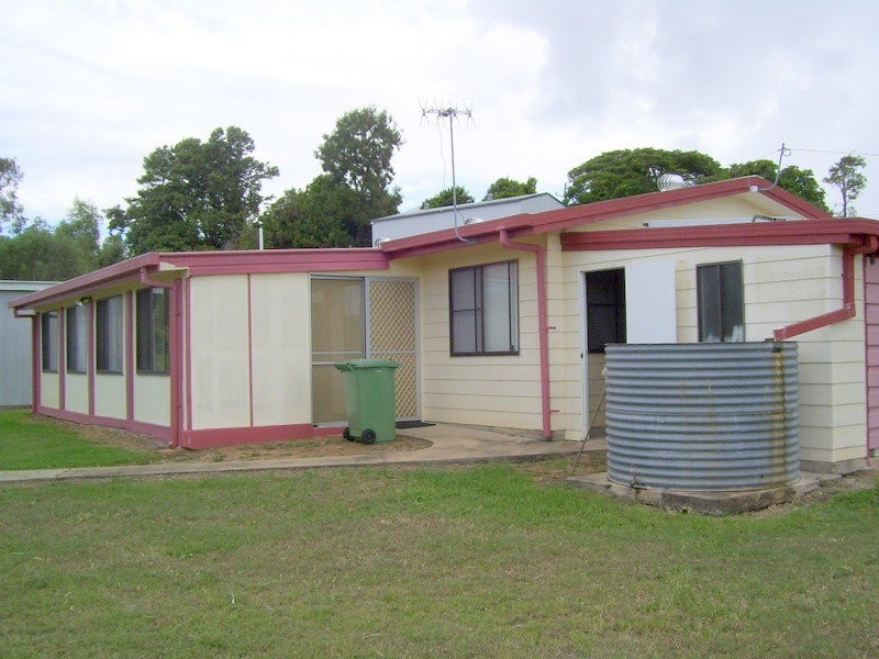 106 Morgan Street, Mount Morgan QLD 4714