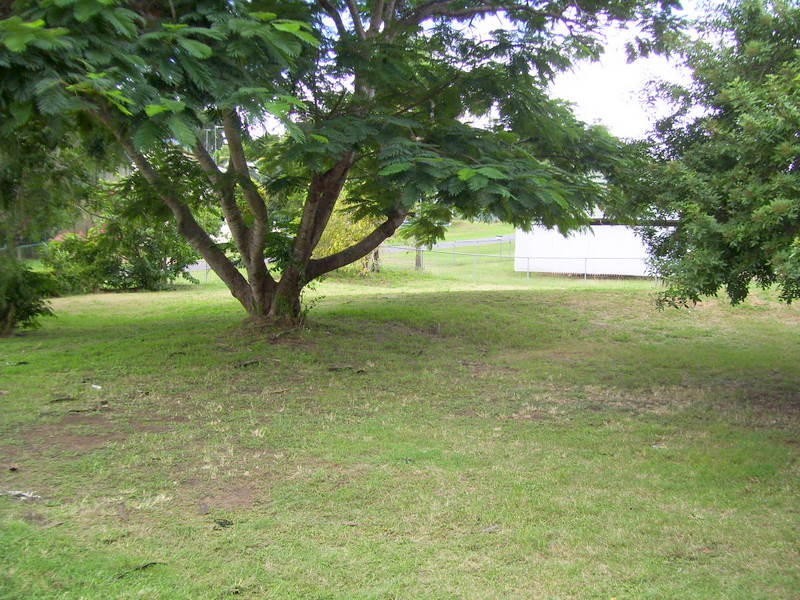 27 James Street, Mount Morgan QLD 4714