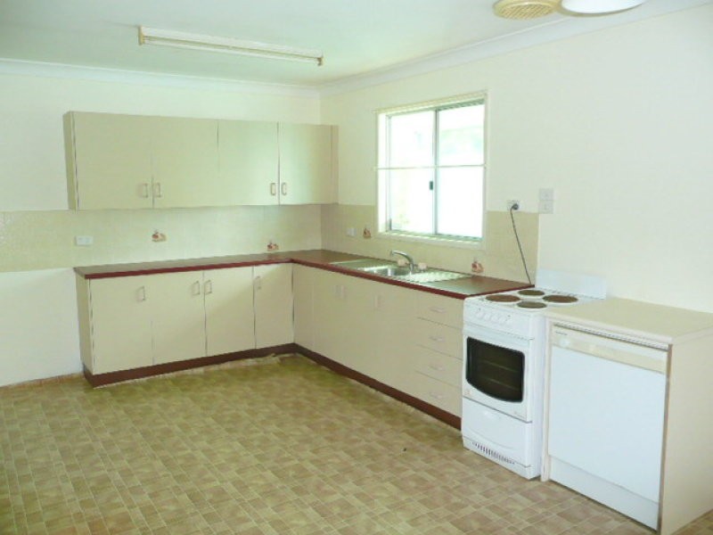 86 Harrow Street, West Rockhampton QLD 4700