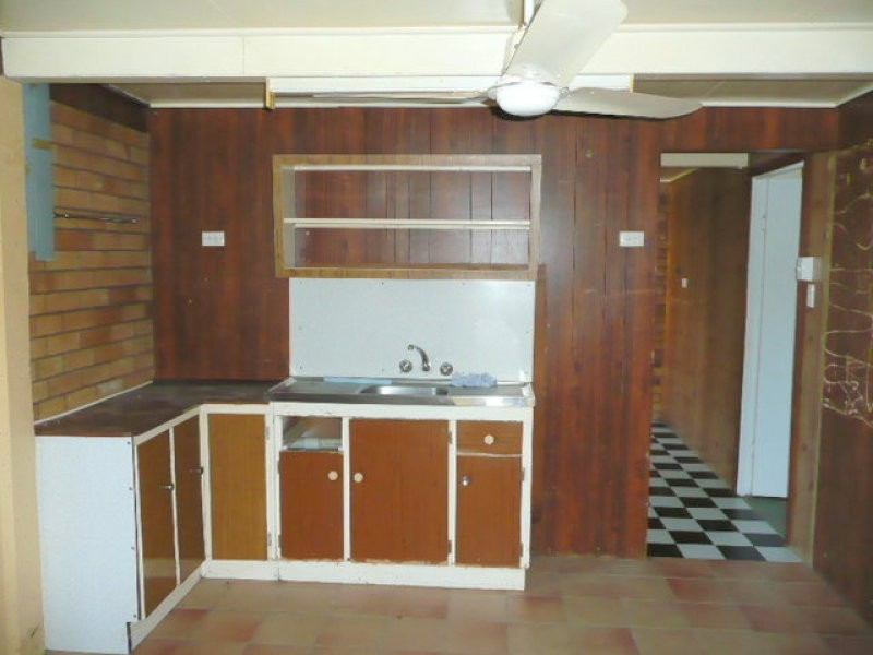 86 Harrow Street, West Rockhampton QLD 4700