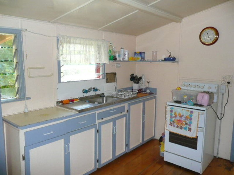 13 River Street, Mount Morgan QLD 4714