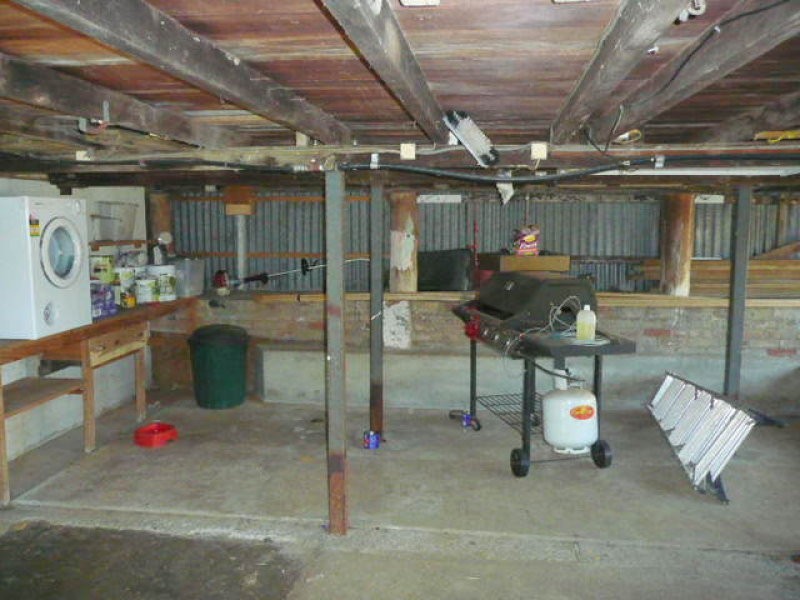 13 River Street, Mount Morgan QLD 4714