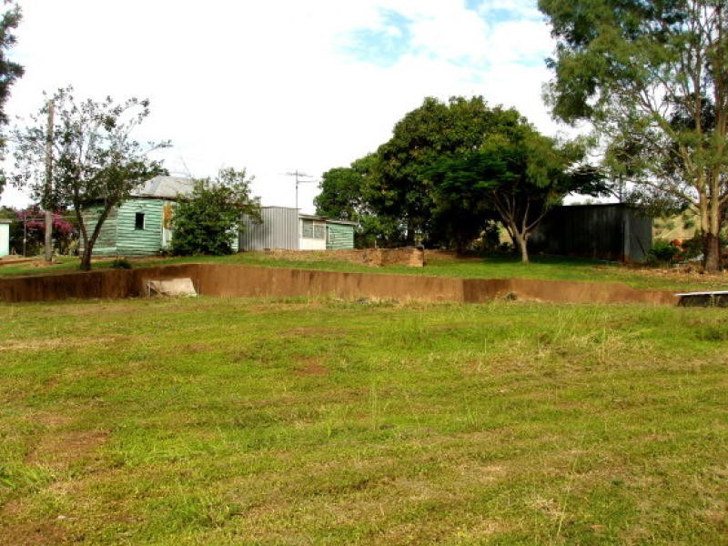 5 Baldwin Street, Mount Morgan QLD 4714