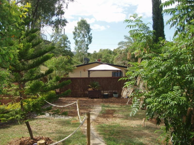 1 West Street, Mount Morgan QLD 4714