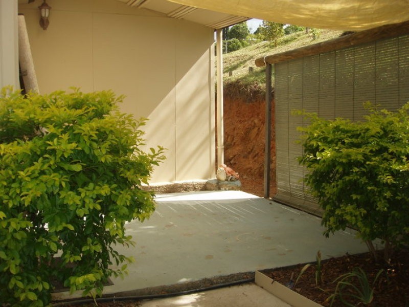 1 West Street, Mount Morgan QLD 4714