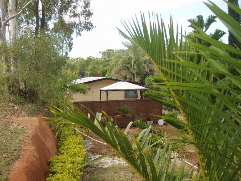 1 West Street, Mount Morgan QLD 4714