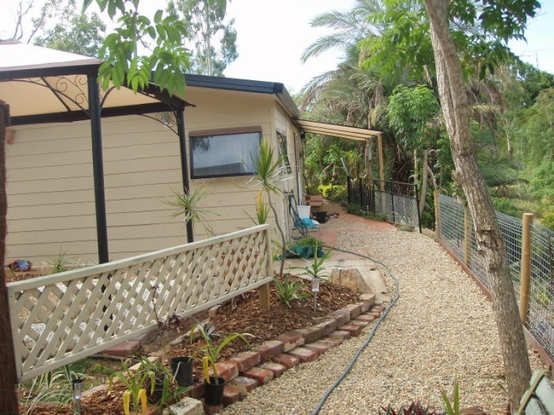 1 West Street, Mount Morgan QLD 4714