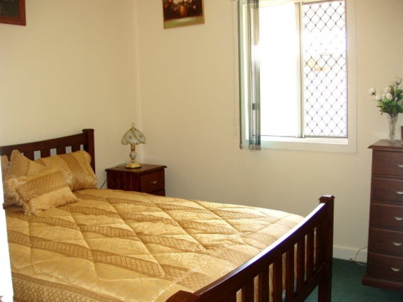 28 West Street, Mount Morgan QLD 4714