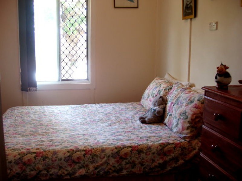 28 West Street, Mount Morgan QLD 4714