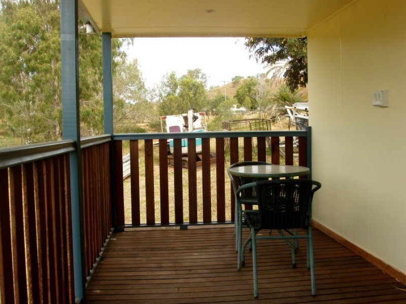 7 Racecourse Rd, Mount Morgan QLD 4714