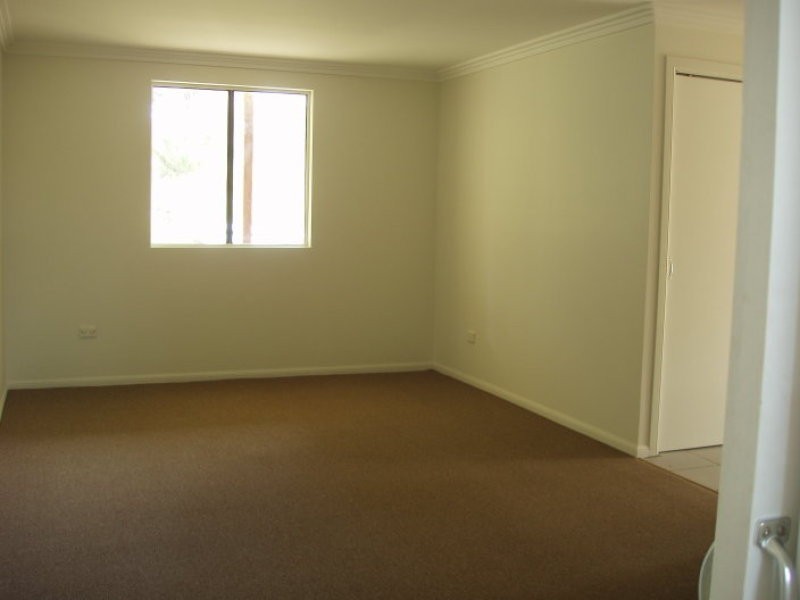 7 Racecourse Rd, Mount Morgan QLD 4714