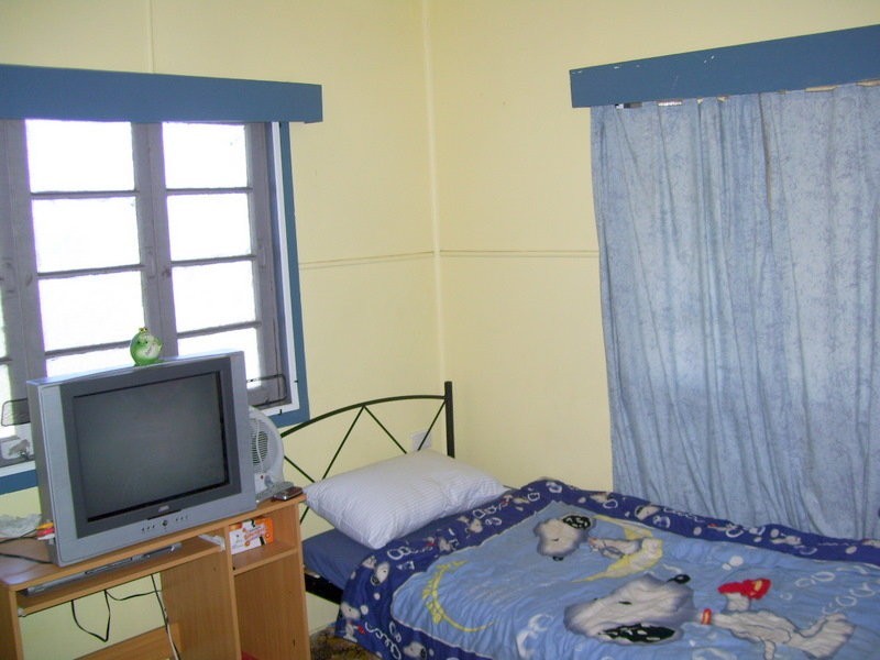 1 Gowdie Street, Mount Morgan QLD 4714