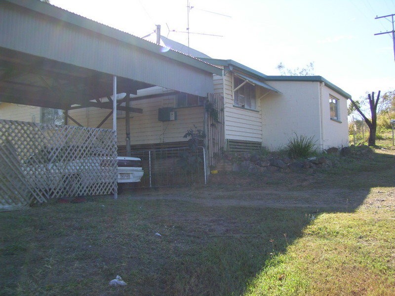 17 Queen Street, Mount Morgan QLD 4714