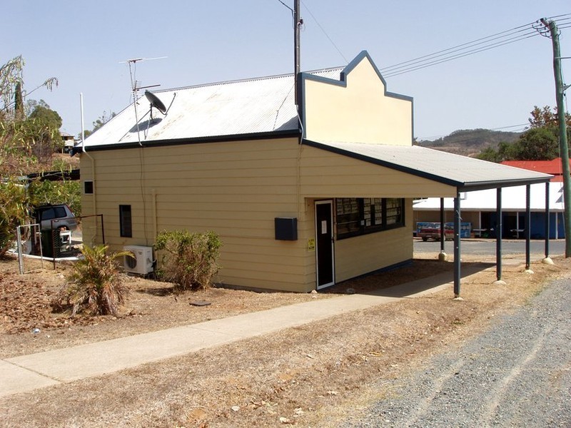 40 Central Street, Mount Morgan QLD 4714