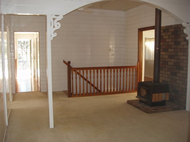 110 James Street, Mount Morgan QLD 4714