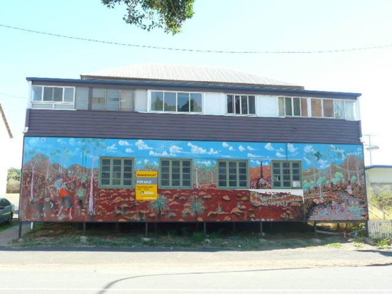 8 Central Street, Mount Morgan QLD 4714