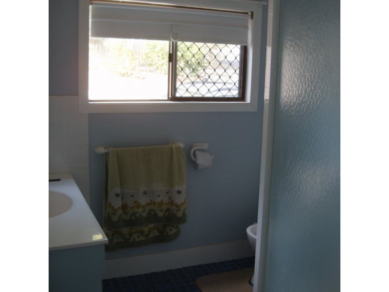 1 Richards Street, Mount Morgan QLD 4714