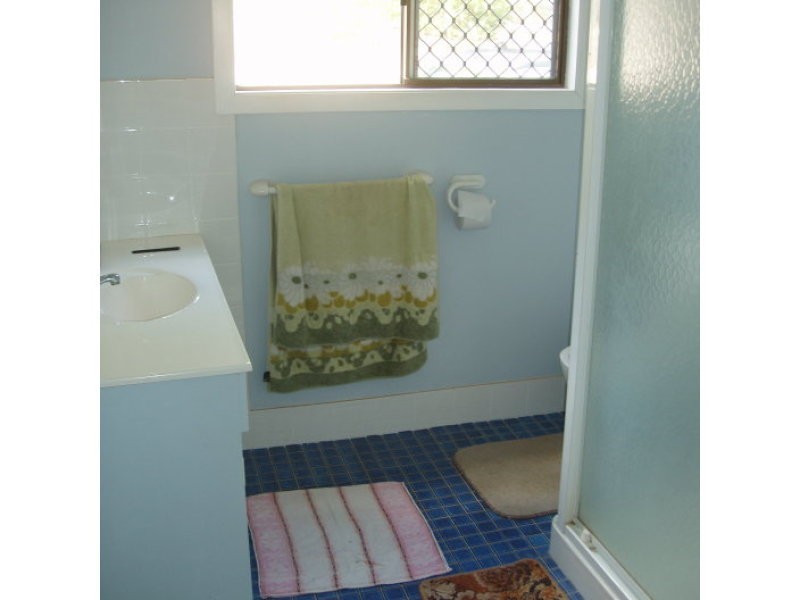 1 Richards Street, Mount Morgan QLD 4714