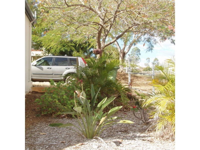 1 Richards Street, Mount Morgan QLD 4714