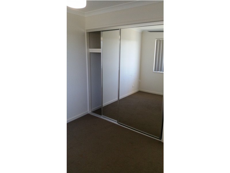 4 Dingle Court, Gracemere QLD 4702