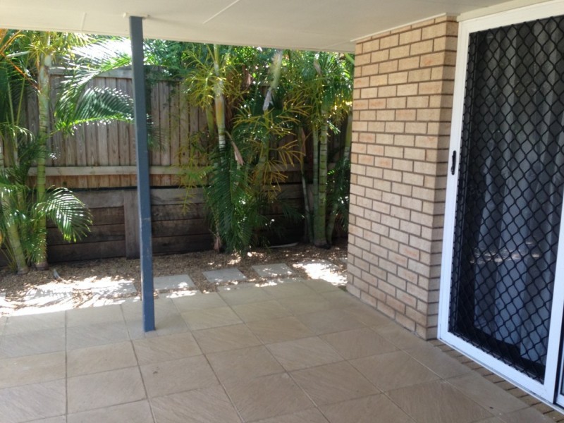 8 Riley Drive, Gracemere QLD 4702